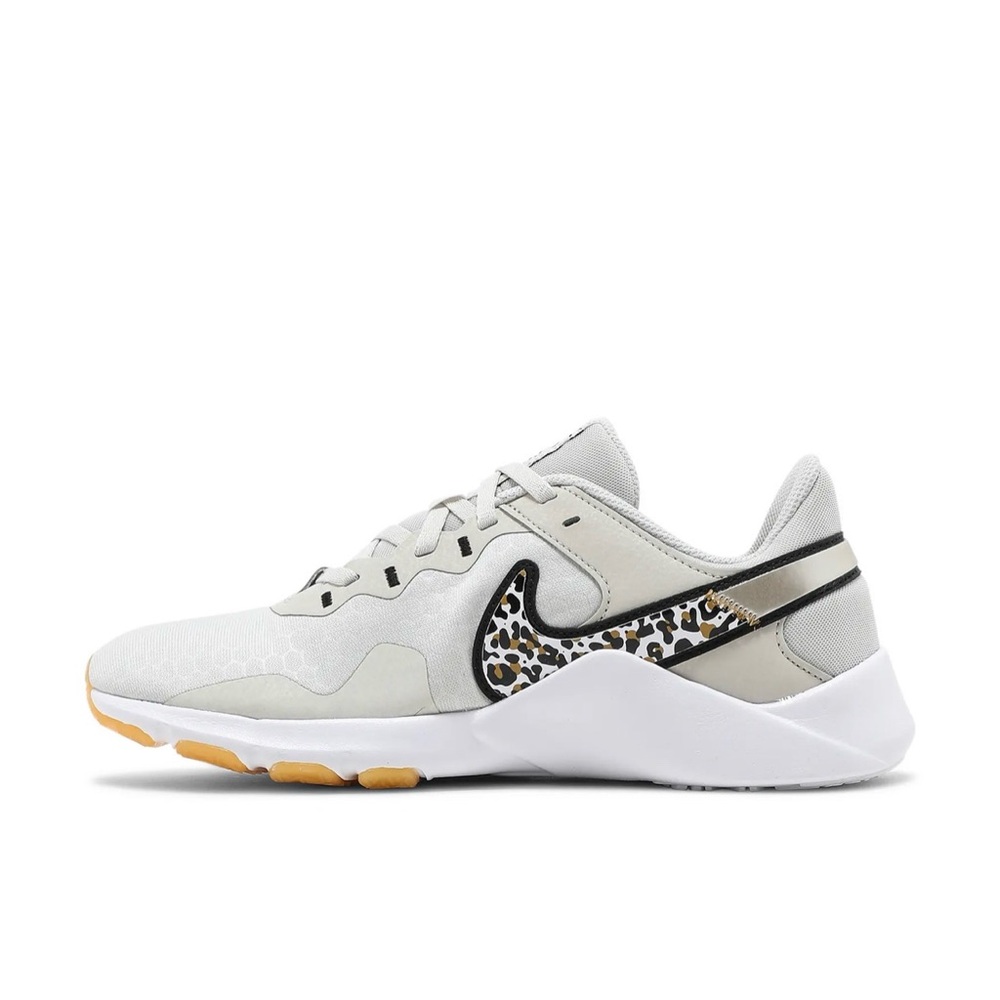 Nike Women's Legend Essential 2 Training Shoes - Picture 2 of 8